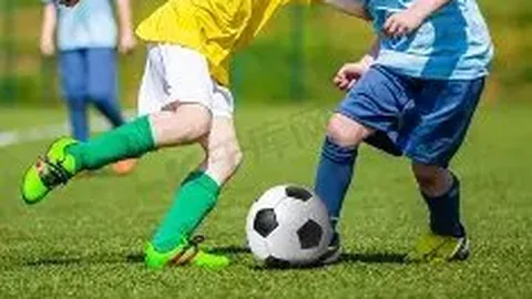 历经7轮激战，欧冠昔日劲旅3-1击败对手赢得联赛开门红，新王双响一助攻闪耀赛场